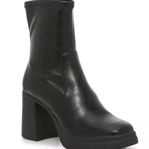 Steve Madden Kiaa Booties